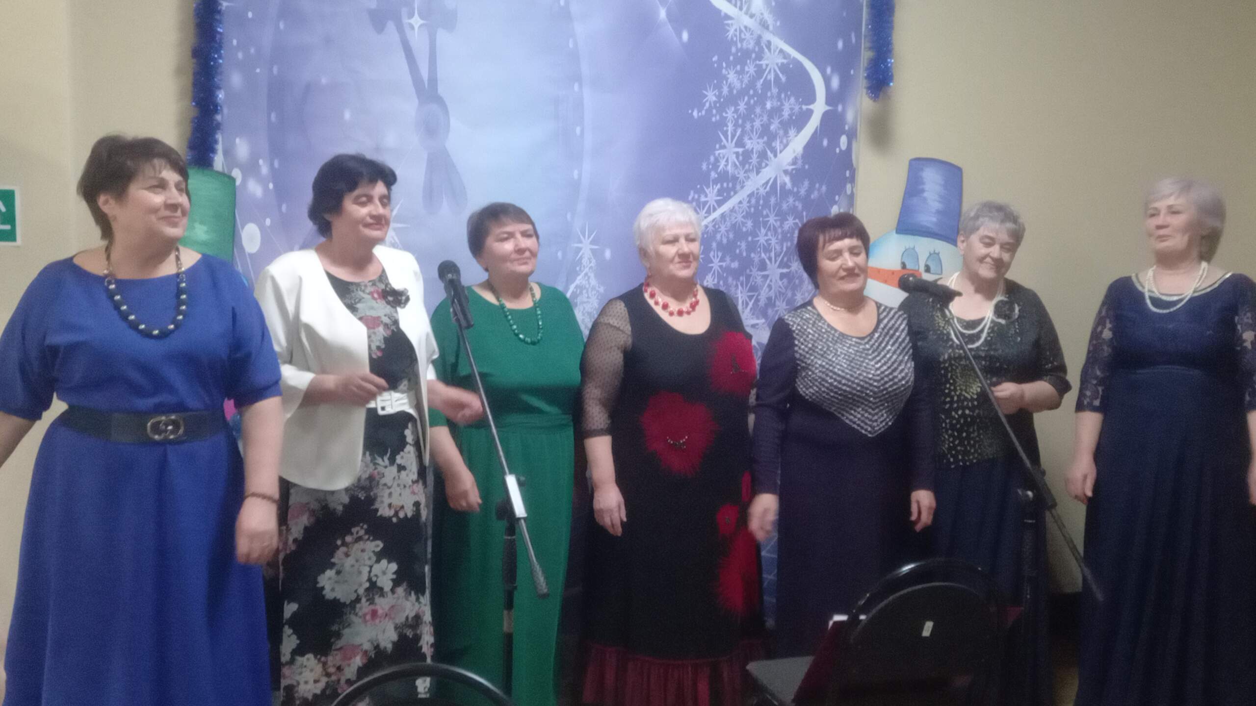 Новогодний вечер для тех кому за... 